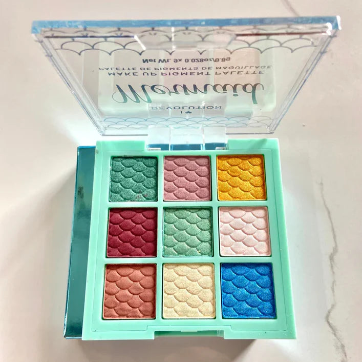 I HEART REVOLUTION  MAKEUP PIGMENT PALLETTE MERMAID